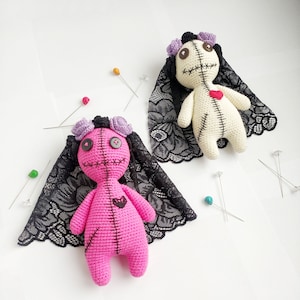 Gehäkelte Zombie Braut: Handgemachtes Voodoo Plüsch - Halloween Amigurumi