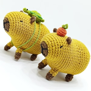 Crochet Capybara Plush: Handmade Amigurumi Desk Buddy