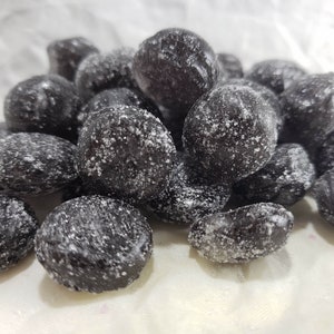 Blackberry Hard Candy Drops 4.5 Ounces image 1