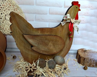 Wooden Chicken Figurine: Vintage Farmhouse Folk Art Decor