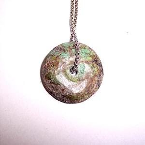 Chinese Turquoise Donut Necklace Pendant With Free 24&quot; Round Box Chain! E559