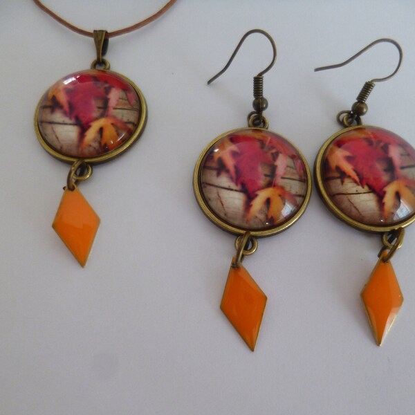 parure collier et boucles d'oreilles bronze cabochon feuilles d'érable sequins émaillés orange 20mm