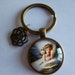Collier avec pendentif portrait en camée dans un cadre vintage Collier avec pendentif portrait en camée dans un cadre vintage