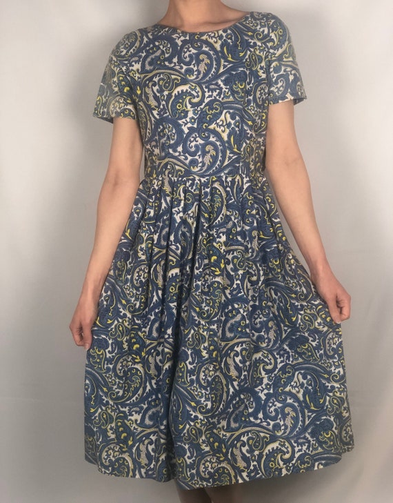 1950s Blue/Yellow Paisley Pattern Vintage Dress