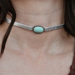 Crescent Valley Turquoise and Leather Choker