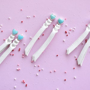 Boucles d&#39;oreilles en cuir et coeur turquoise Kingman