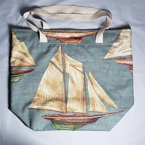 Tote Bag PDF Download Pattern. Large beach bag, overnight tote or grocery bag, machine washable. Full instructions.
