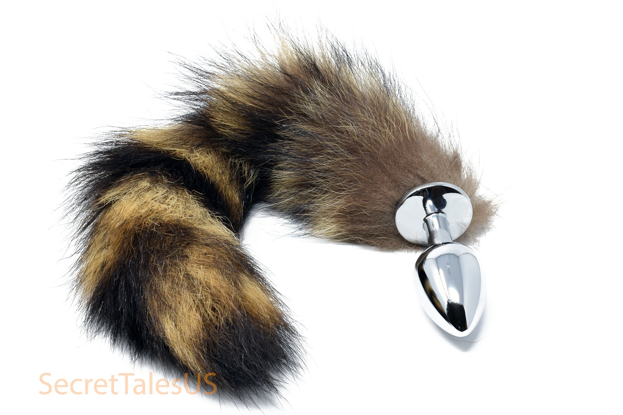 Raccoon tail butt plug
