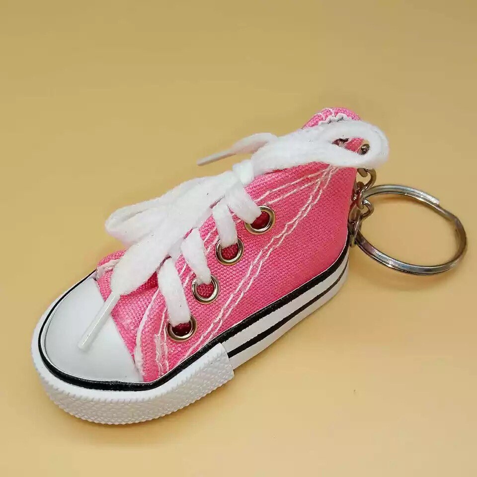 Converse keychain Etsy