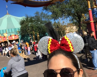 Dumbo Disney Bound shirt and Dumbo Minnie Ears