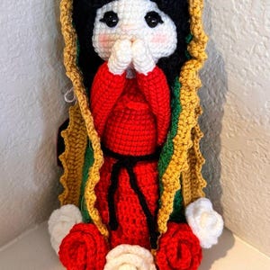 Virgen de Guadalupe a crochet