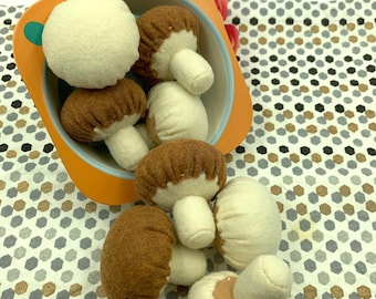 Felt food, Pretend food, Felt vegetbale, mushroom--1 PCS