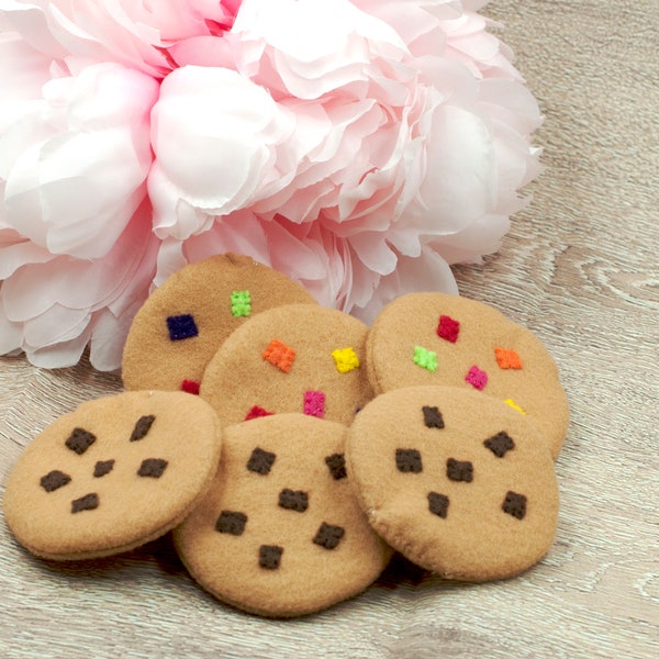 Felt food, Play food, Pretend food for play, Chocolate chip cookie, ---1 PCS