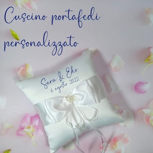 Cuscino porta fedi personalizzato. Idea regalo matrimonio. Sposi idea regalo. Matrimonio idea originale. Regalo sposi. regalo testimone