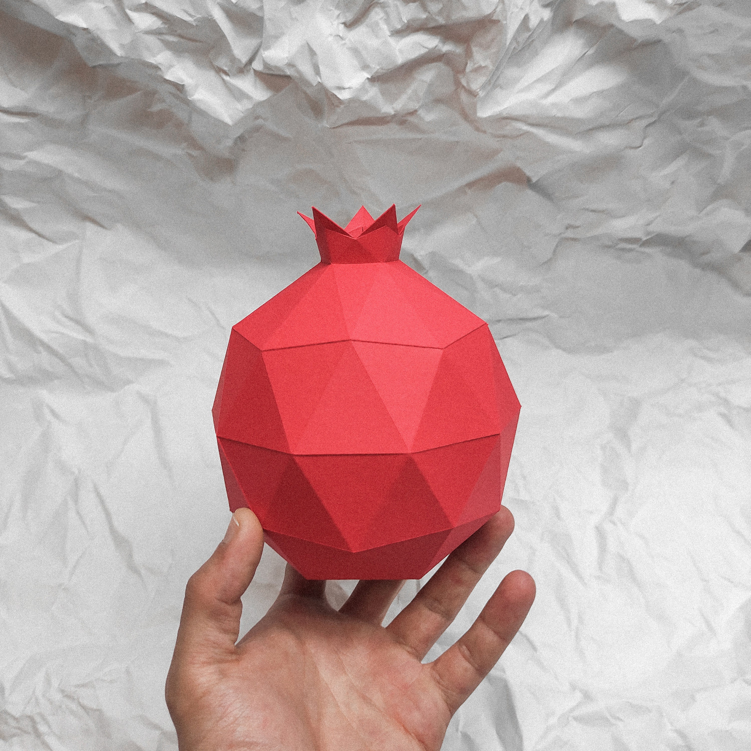 Pomegranate Papercraft Sculpture: 3D Low Poly DIY (PDF Pattern)