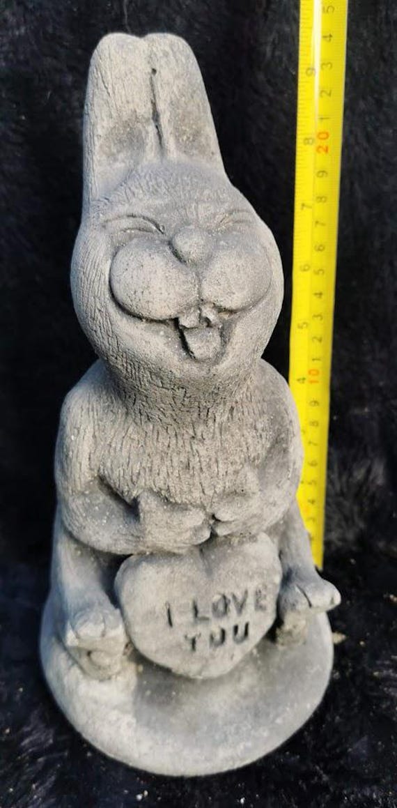 Easter rabbit statue, Cute ( I love you)