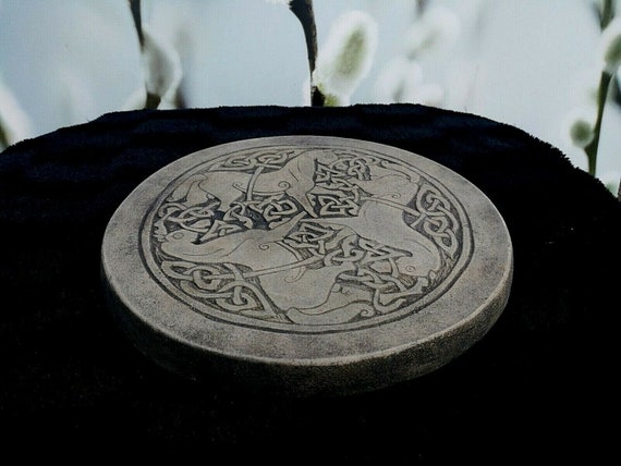 Stepping Stone Garden Ornament