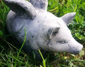 Solid concrete flying Pig,garden ornament