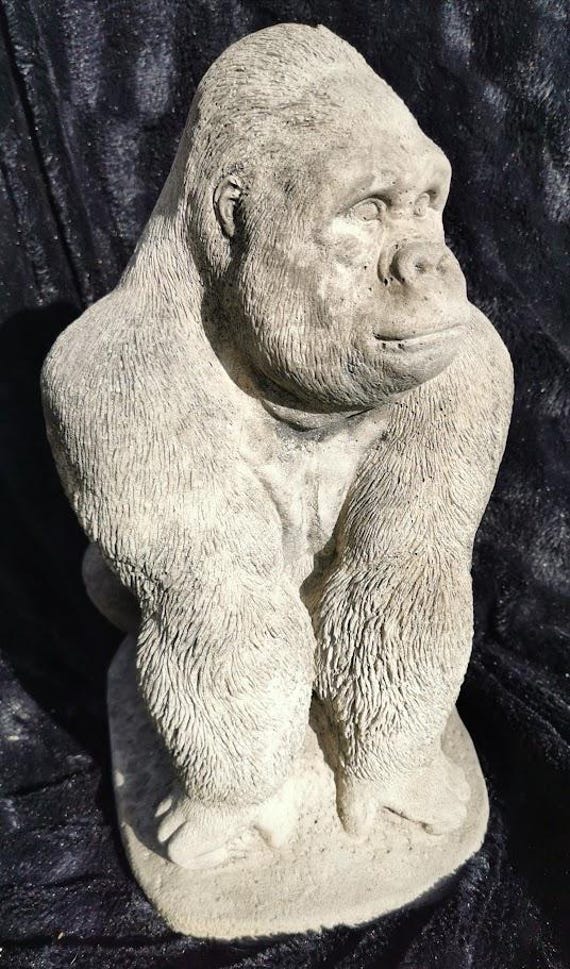 LARGE SILVERBACK GORILLA 23kg