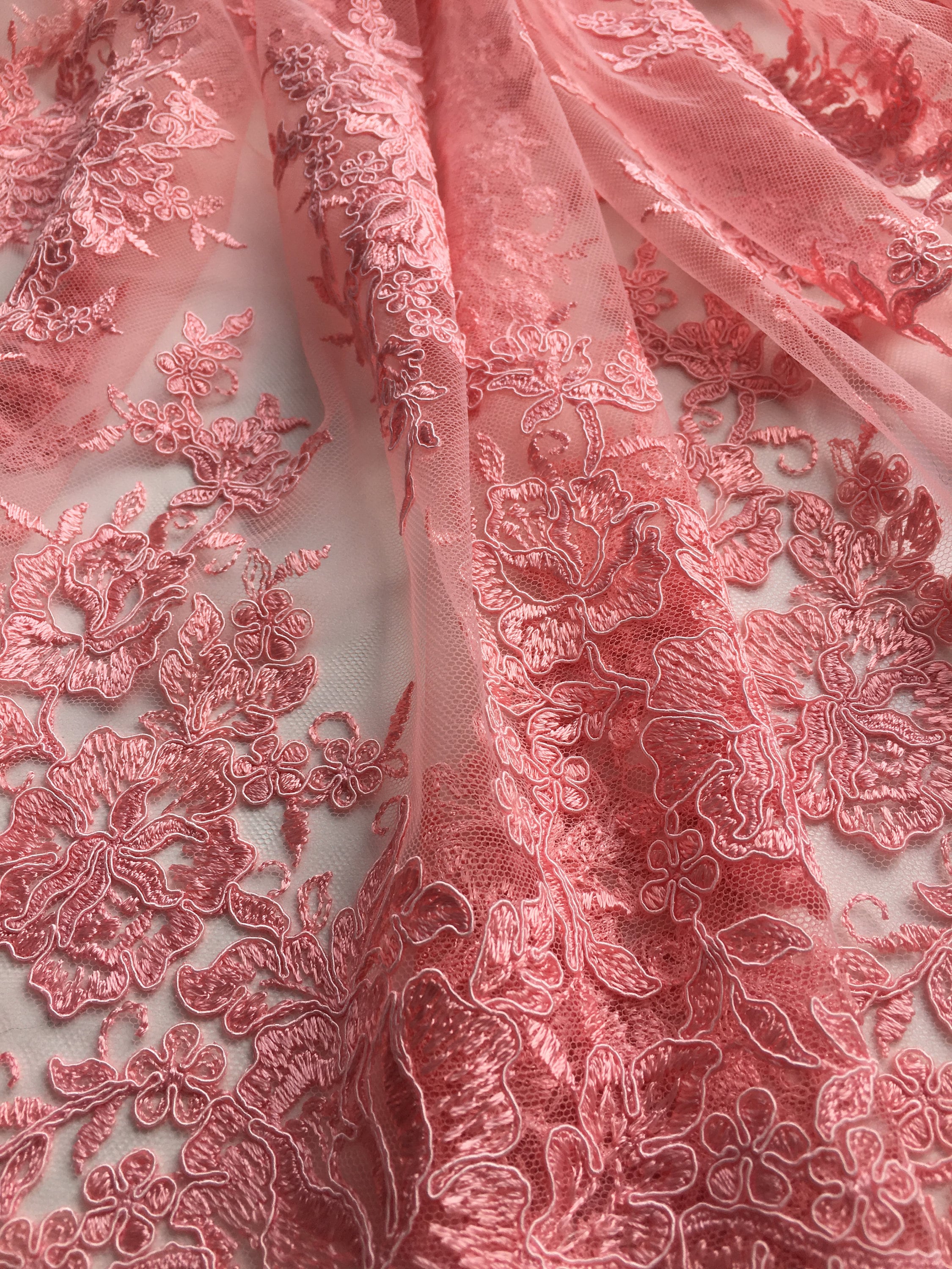 Saumon dentelle de Chantilly de 2119color, Français dentelle, dentelle brodée pour mariage, danse, fait à la main haute mode Saumon dentelle de Chantilly de 2119color, Français dentelle, dentelle dentelle dentelle brodée pour mariage, danse, fait à la main haute mode 9e4ac0