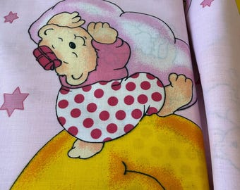 100% Cotton Fabric ,Funny bears on yellow stars (pink background), Children Bright pictures Pure Bright Fabric 100 x220 cm for bed