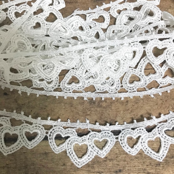 5 yds White Venice lace hearts.  Lace trimming.  Trims.