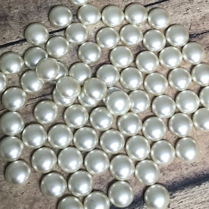 TERGAYEE Flat Back Pearl Beads,Half Pearls for Crafts Satin Luster Flatback  Pearls Gems for DIY Accessory Craft Pearls Necklaces Bracelets Jewelry