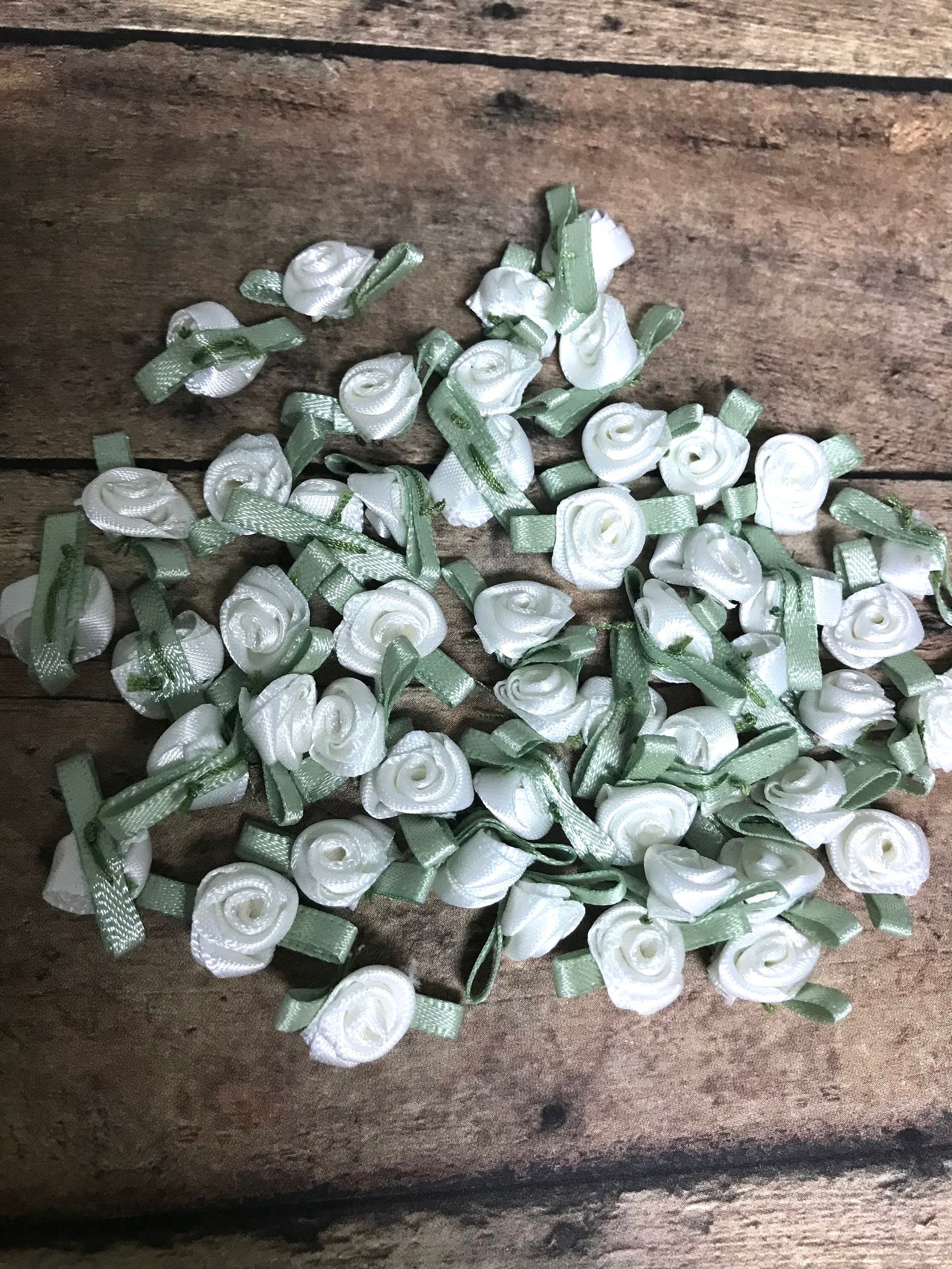 Antique White Roses 50. Small Roses in Satin. Flowers. - Etsy