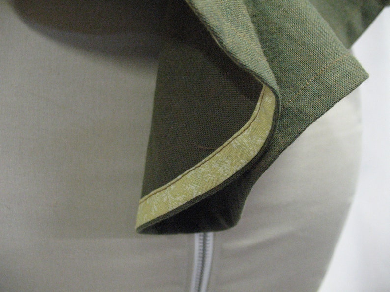 Herbalist Vest in Olive Green Recycled Cotton