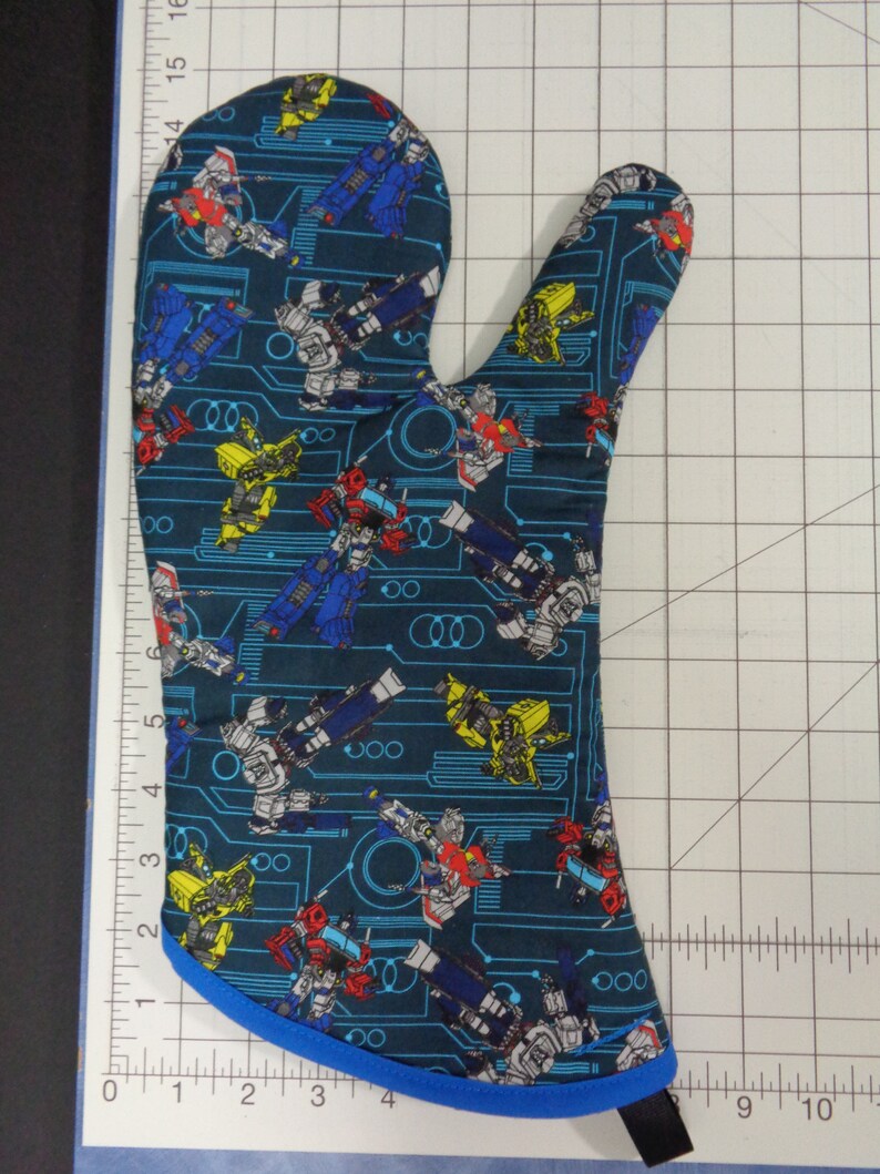 Transformers Circuit Board Oven Mitt and Pot Holder Set