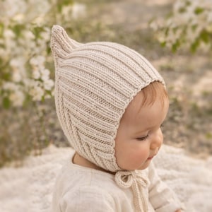 Merino Babymütze handgestrickt – Weiche OEKO-TEX® Pixiemütze für Neugeborene – Geschenk zur Geburt