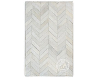 Natural White Cowhide Patchwork  - Size 22x34'' - Bedside / Floormat