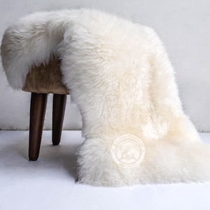 Real Sheepskin Rug, Natural White - Thick Hair