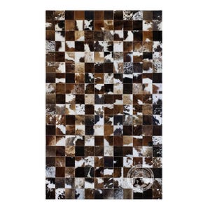 Tricolor Cowhide Patchwork Rug: 4" Squares, Zig Zag Stitching