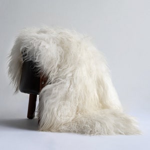 Real Icelandic Sheepskin Rug, Natural White - Long Hair