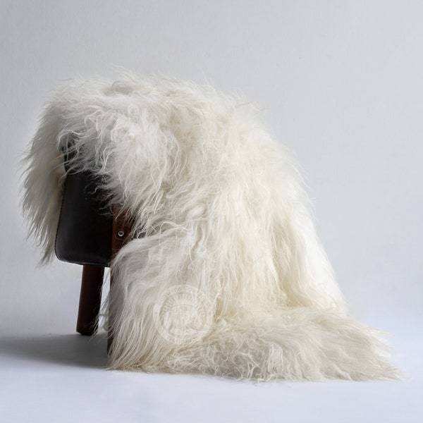Real Sheepskin Rug, Natural White - Luxurious Comfort