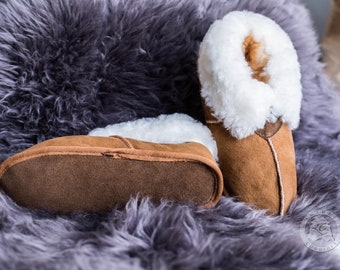 CC Slippers In Beige Quilted Lambskin 148963