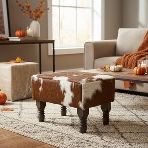 Real Cowhide Ottoman Footstool with Wooden Legs – 28x18x18" Bild 2