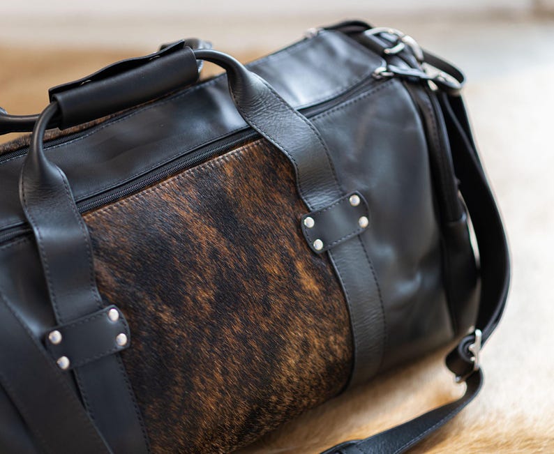 Cowhide Duffle Bag – Natural Leather Travel Weekender - 22x15x11'' image 5