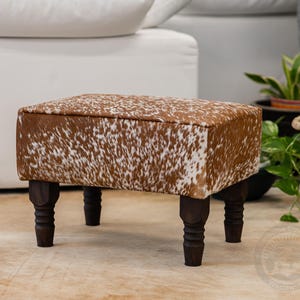 Cowhide Footstool with Wooden Legs, Brindle Light – Natural Hair-on-Hide - 28x18x18" Speckled Brown