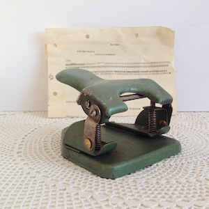 Vintage Hole punch - Metal perforated - Vintage paper hole punch - Office supplies  perforator