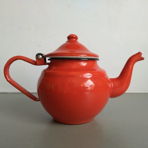Vintage Enamel Teapot - Little Red Enamel Teapot - Antique enamel coffee and tea pot - Rustic Tea Kettle - Teapot - Rustic Kitchen Decor