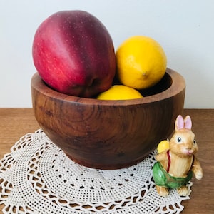 Vintage wooden bowl -  Hand carved wooden bowl