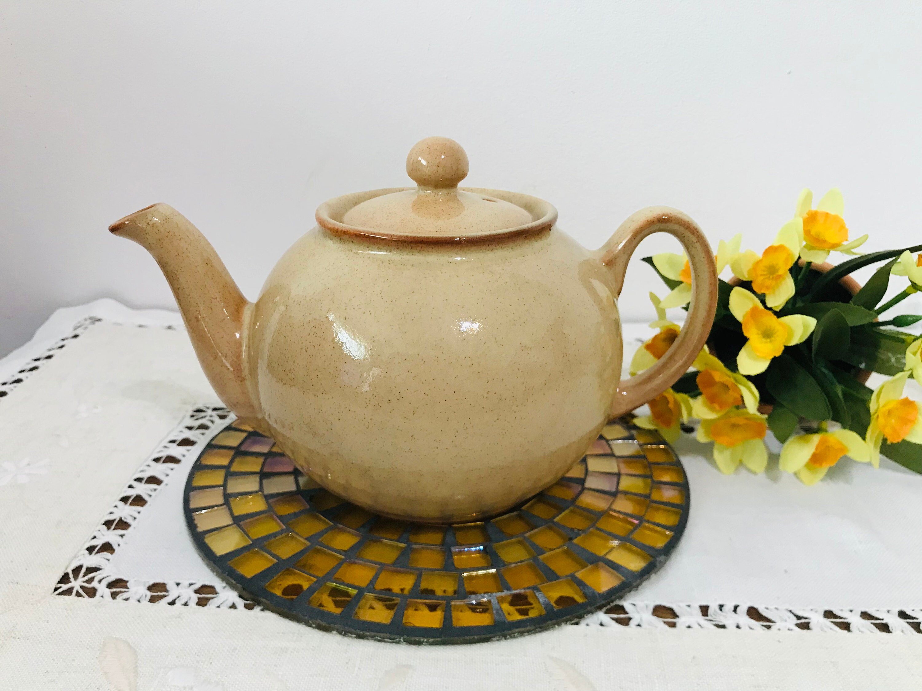 Vintage PRISTINE ENGLAND Ceramic Teapot Beige Round Teapot Etsy