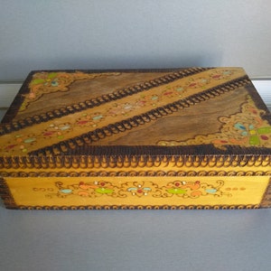 Scatola pirografia vintage - Scatola in legno vintage - Scatola in legno fatta a mano vintage - Scatola per gioielli - Scatola vintage - Scatola dei ricordi - Scatola retrò - Arredamento per la casa
