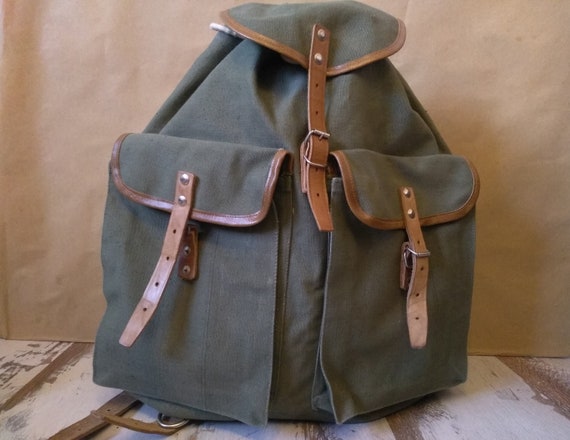 Vintage Distressed canvas backpack - Old backpack