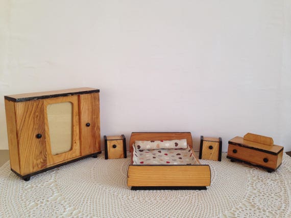 small doll furniture