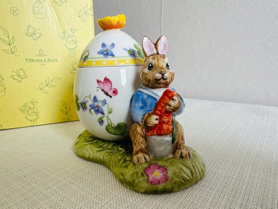 Villeroy & Boch バニーファミリー エッグボックス バニースカルプ Villeroy & Boch Bunny Tales Easter Egg Max With Carrot With