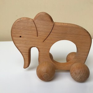 Push wooden toy elephant -  Vintage wooden toy
