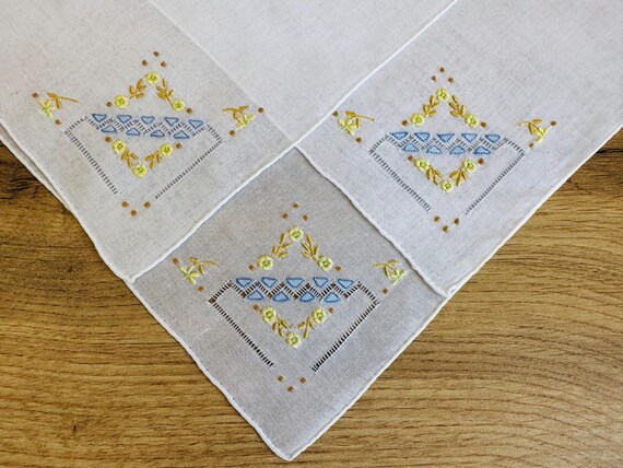 刺繍 ハンカチ 3枚セット 3枚セット【メール便送料無料】名入れハンカチ お名前刺繍入り